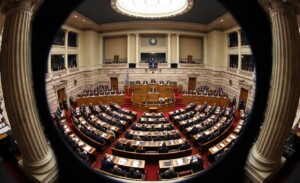 Η ισχυρή τριάδα του Μαξίμου και η ώρα των αποφάσεων για τα ψηφοδέλτια