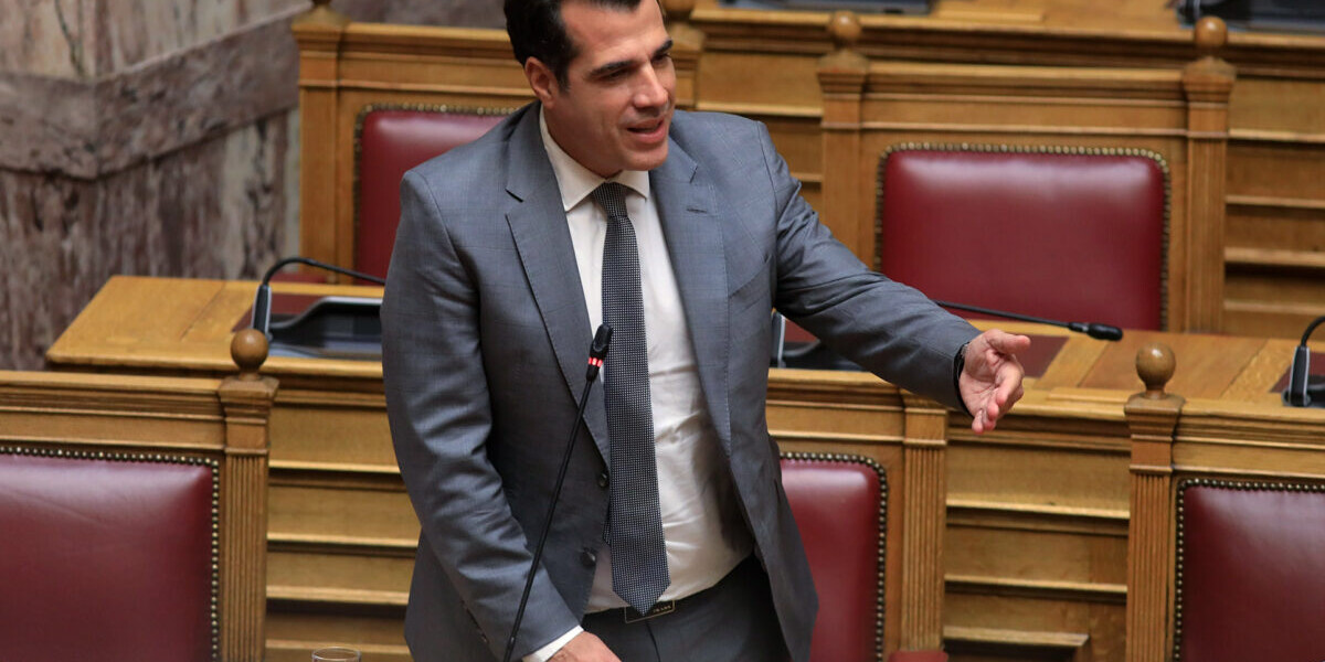 Θάνος Πλεύρης καταγγέλλει: ” Σειρά fake news τις τελευταίες ημέρες για το Μεταναστευτικό ”