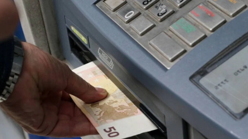 Διπλή επιστροφή ενοικίου σε εκπαιδευτικούς και υγειονομικούς για το 2024: Πότε ξεκινούν οι πληρωμές – Τι προβλέπει το ΦΕΚ