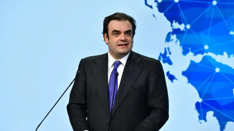 Κυριάκος Πιερρακάκης: 17.074 εκπαιδευτικοί, γιατροί και νοσηλευτές έλαβαν την επιστροφή 2 ενοικίων, ύψους 4,9 εκατ.ευρώ