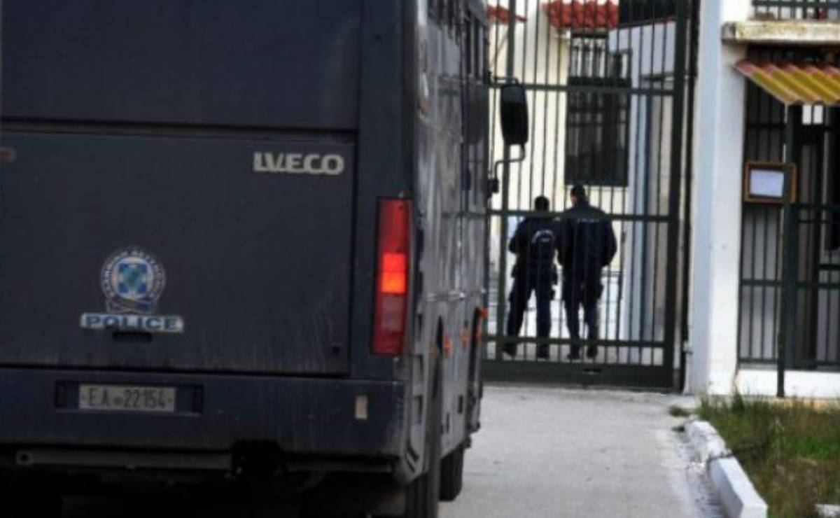 Καρτέρι σε μεταγωγικό στις Σέρρες: Ένοπλη απόδραση 41χρονου