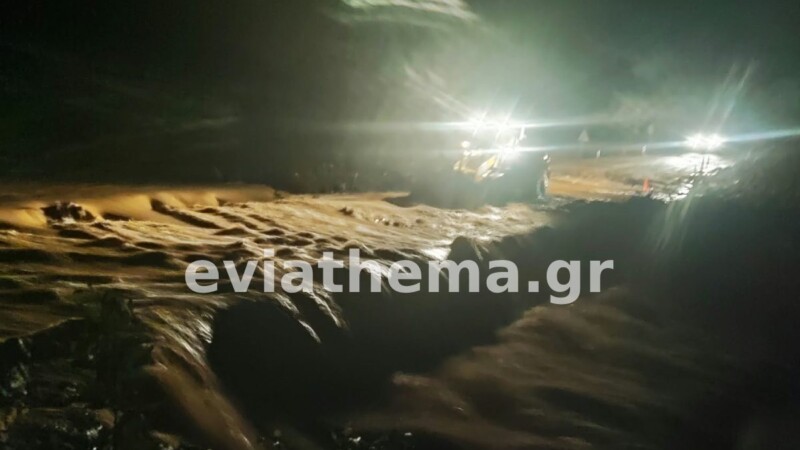 Σφυροκόπημα στην Εύβοια: Βούλιαξαν Μίστρος, Τριάδα, Καστέλλα
