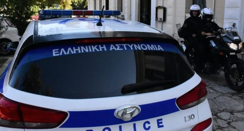 Θεσσαλονίκη: Άνδρας κρατούσε μαχαίρι στην πλατεία Επταλόφου – Ακινητοποιήθηκε από την αστυνομία