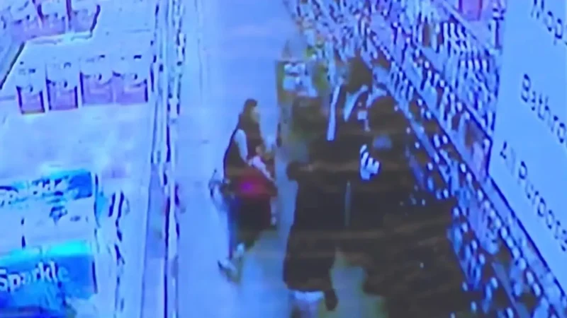 Βιρτζίνια: 77χρονος πέθανε μετά από άγριο ξυλοδαρμό μέσα σε Walmart – Συνελήφθησαν οι γονείς της 17χρονης υπαλλήλου